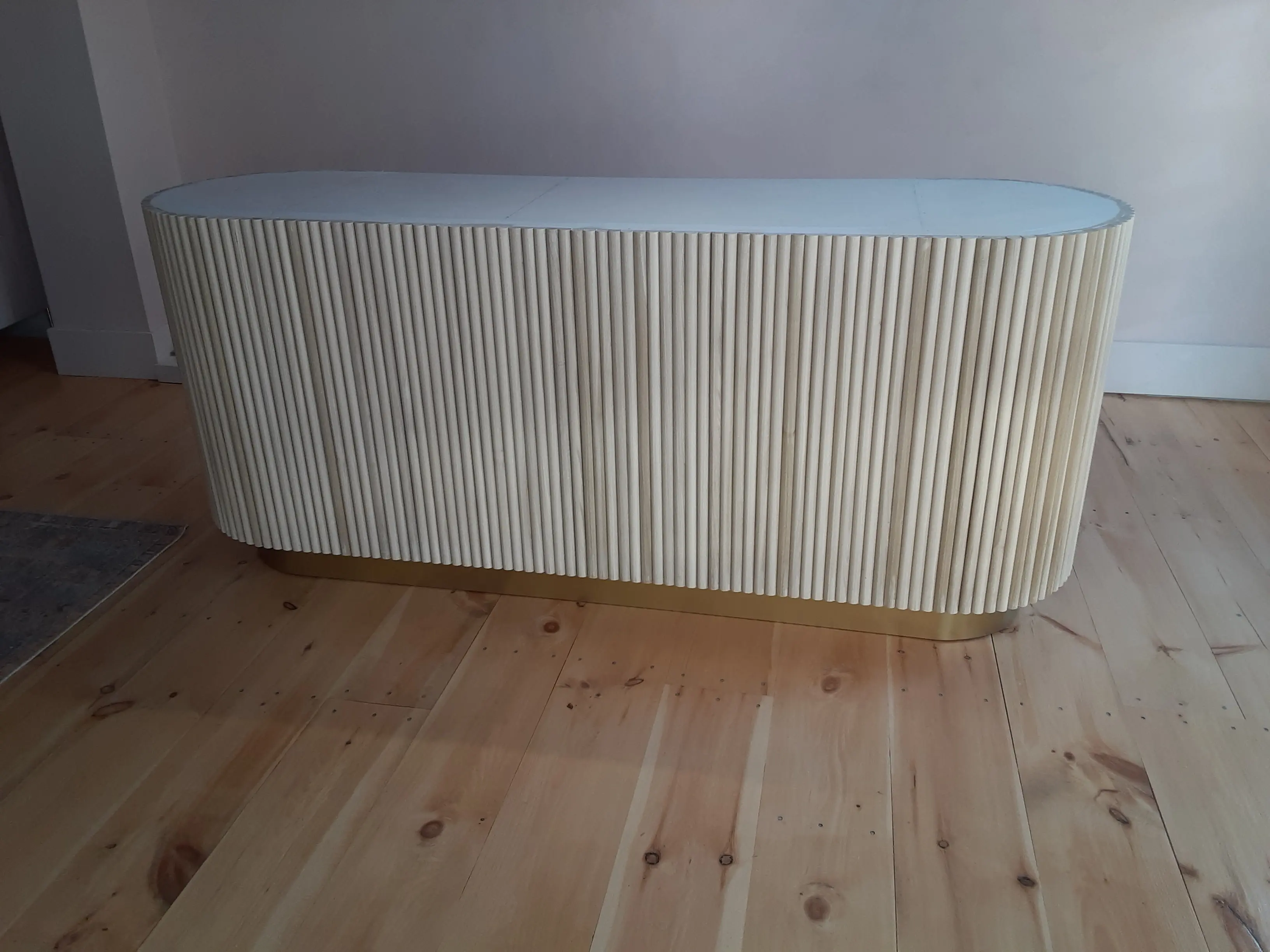 Sideboard Buffet — detail